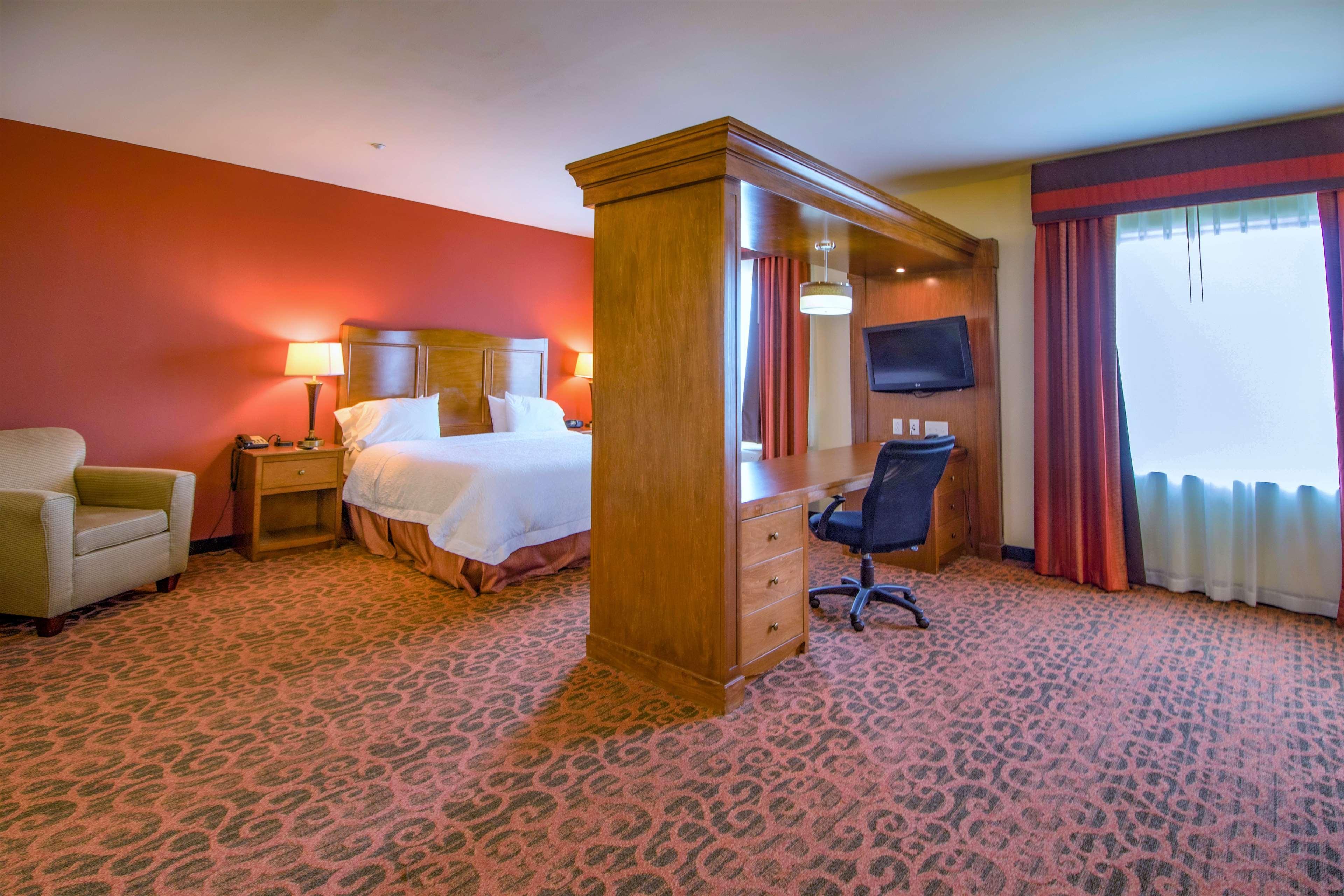 Hampton Inn & Suites Bastrop Εξωτερικό φωτογραφία