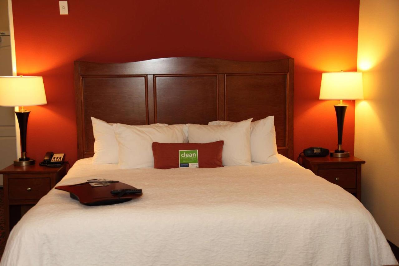 Hampton Inn & Suites Bastrop Εξωτερικό φωτογραφία